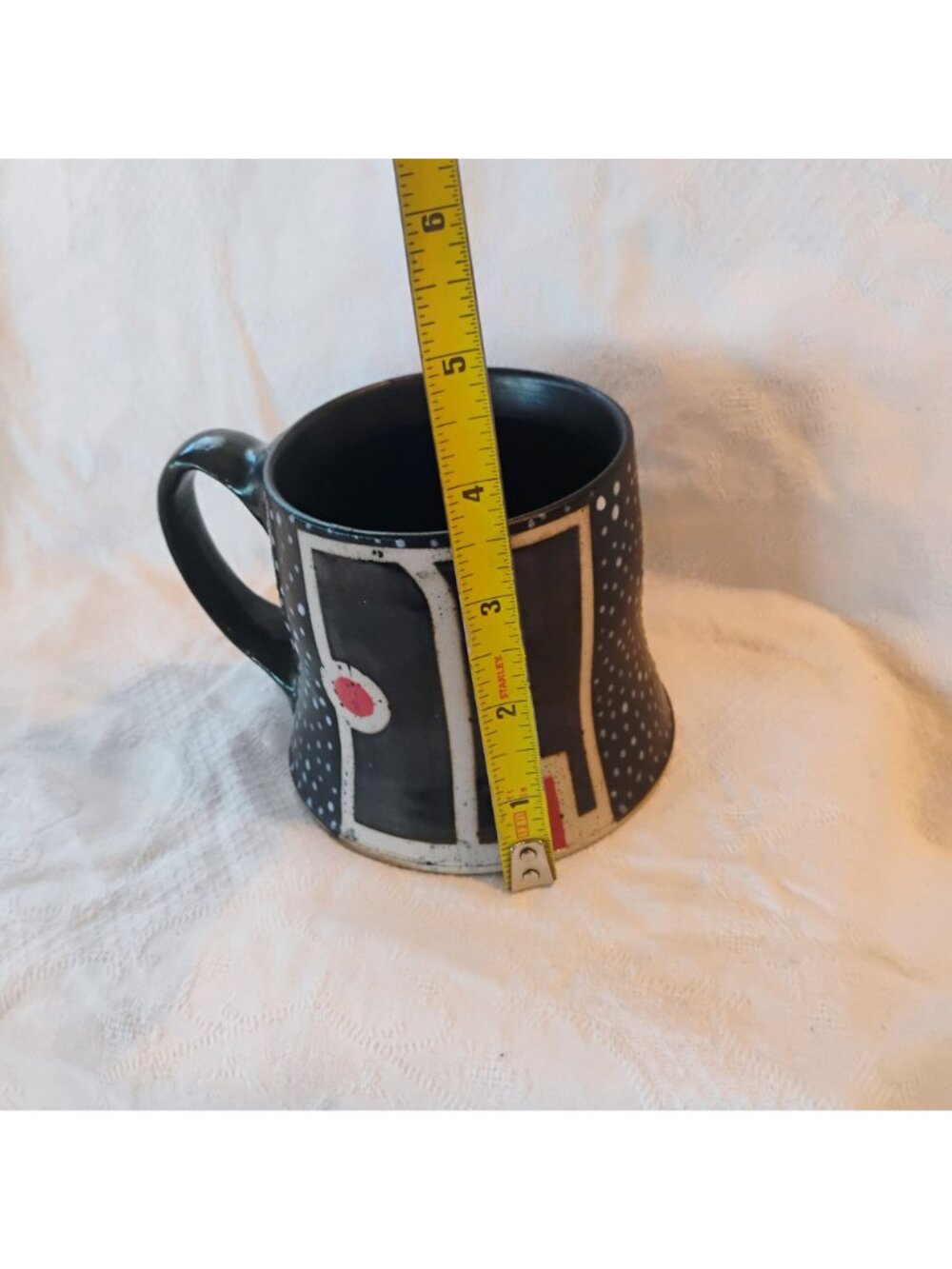 Handmade Black White Red Speckled Geometric Wide Bottom Mug 14 oz Artisan Signed - Picture 5 of 9